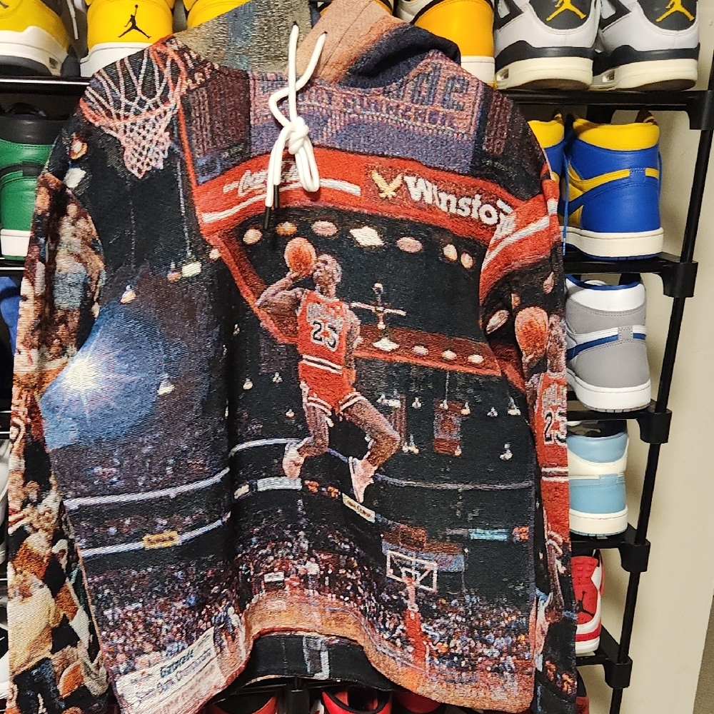 Men's Basketball Graphic Sweater